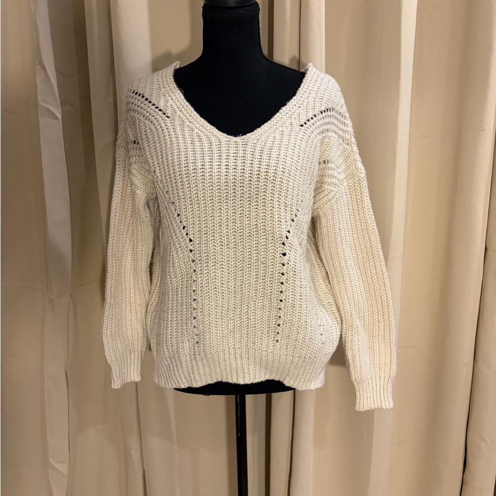 Pink Rose Cream V-Neck Sweater